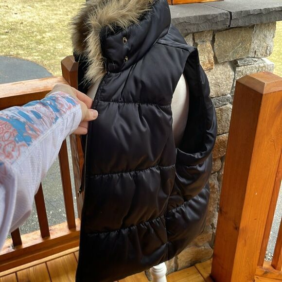 Tommy Hilfiger Vest with fur - Picture 12 of 16